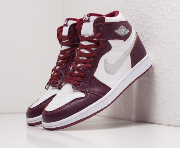 Nike Air Jordan 1 burgundy